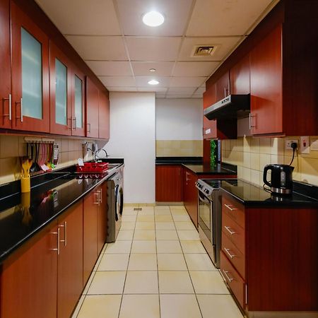 Lunar Cozy Hostel - Jbr Дубай Экстерьер фото