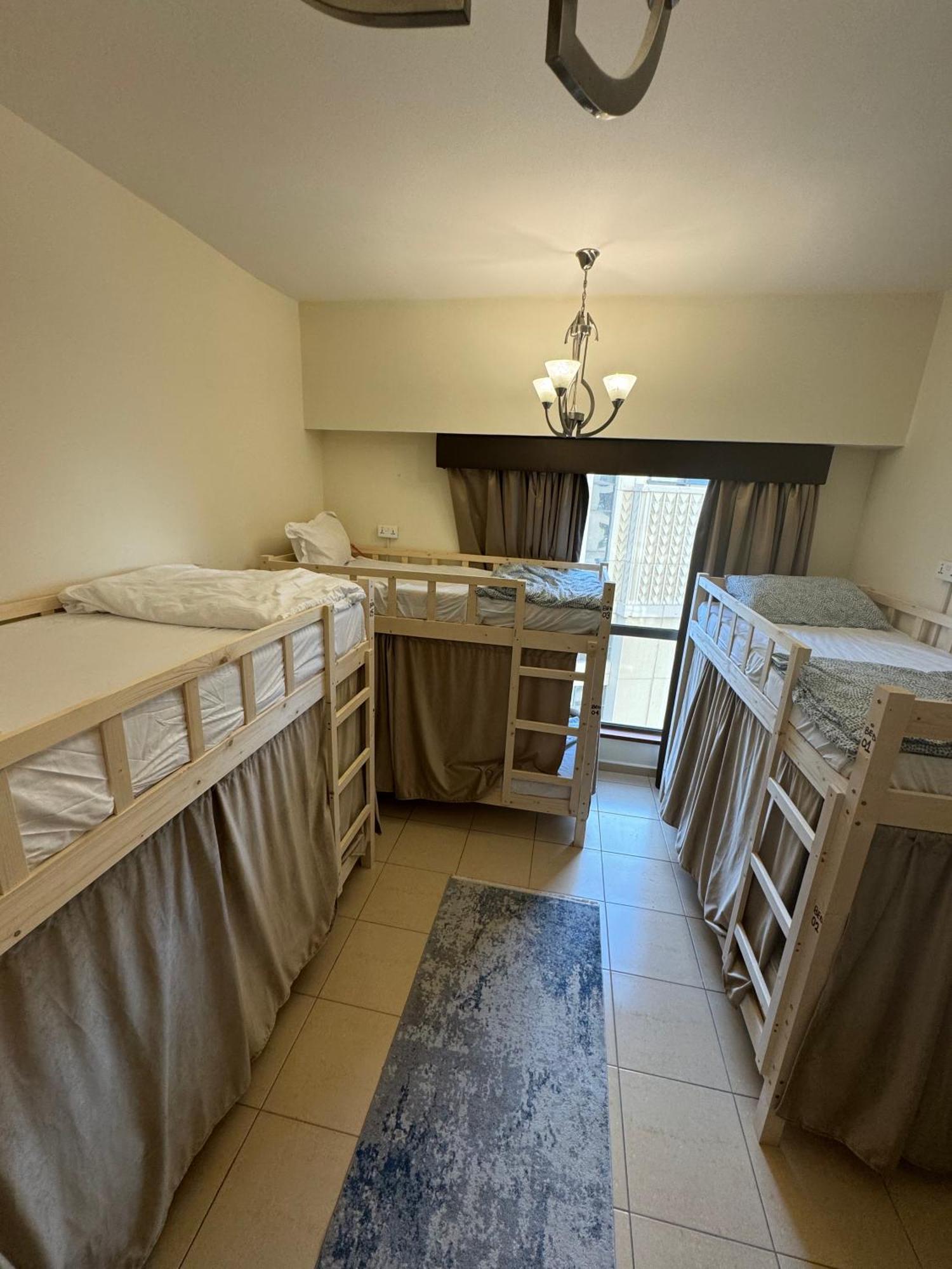Lunar Cozy Hostel - Jbr Дубай Экстерьер фото