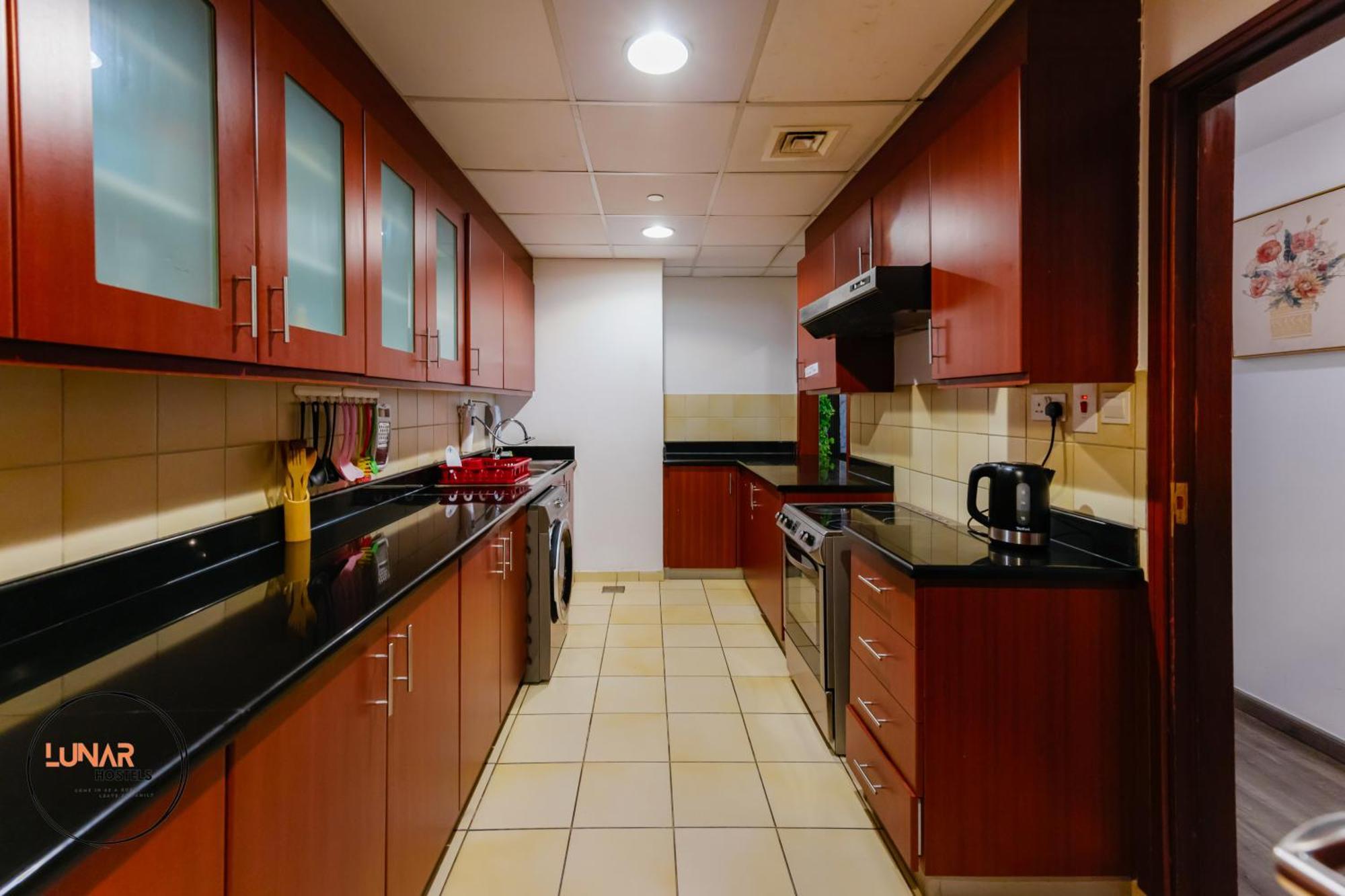 Lunar Cozy Hostel - Jbr Дубай Экстерьер фото