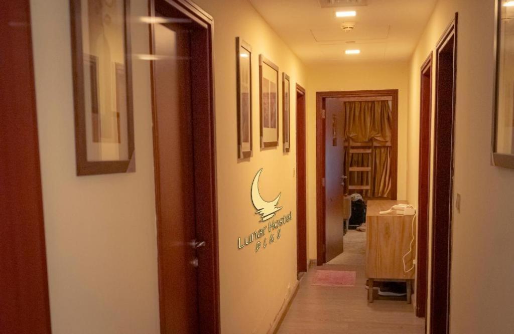 Lunar Cozy Hostel - Jbr Дубай Экстерьер фото